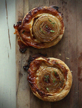 Caramelised Onion & Goat Cheese Tarts 1
