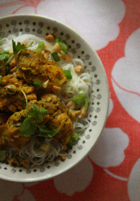 Vietnamese Style Turmeric & Dill Fish with Rice Noodles 1