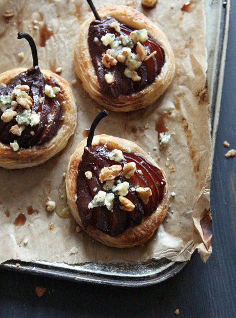 Red Wine Poached Pear Tartlets_01