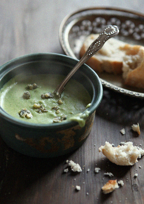 Broccoli & Blue Cheese Soup_01